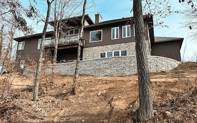 Homeowners Get the Height and the Look They Want with Novum Wall