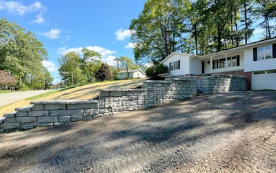 Novum Wall Works for a Tight Installation When Railroad Tie Walls Fail